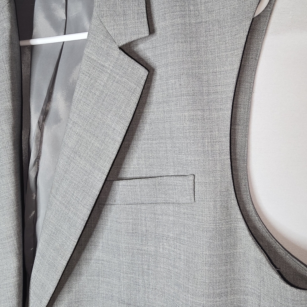 DKNY Grey Womens Sleeveless Lapel Vest Size Large Wool Single Button Closure - Picture 7 of 11